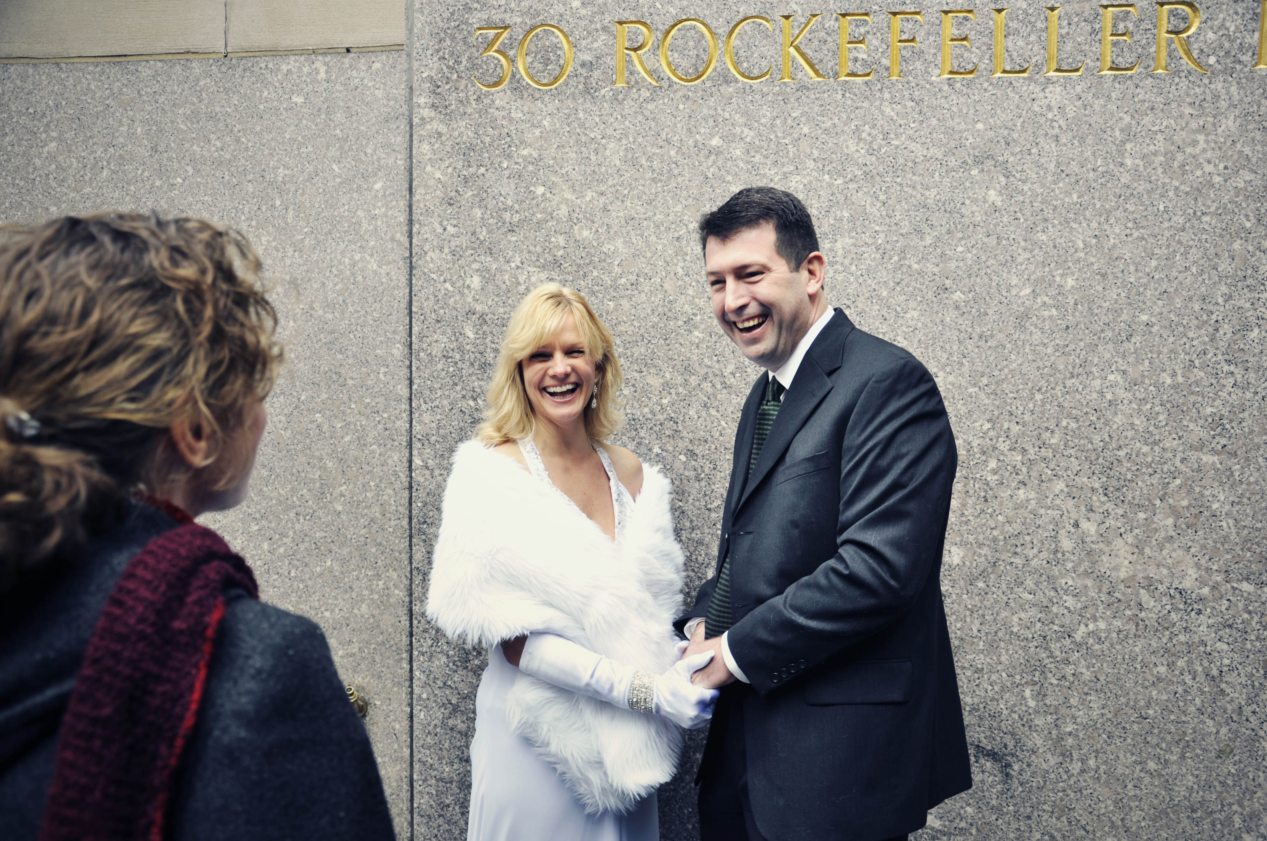 Getting married at Rockefeller Center Tree – Wedding Officiant in NYC ...